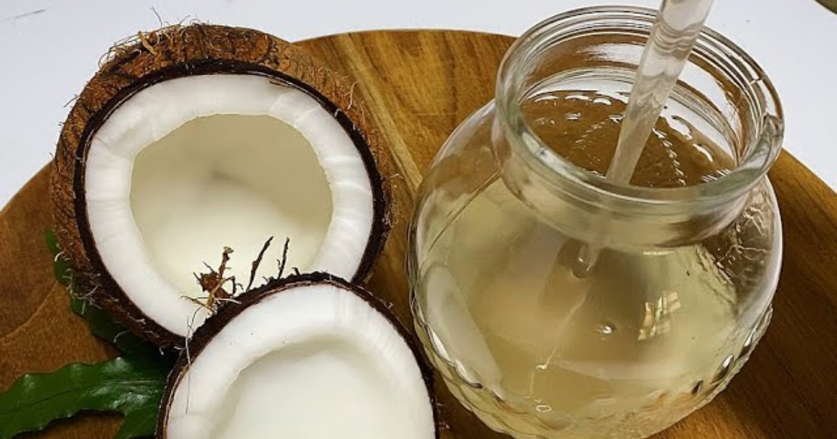Natural, Healthy Oil for Hair, Skin, and Cooking