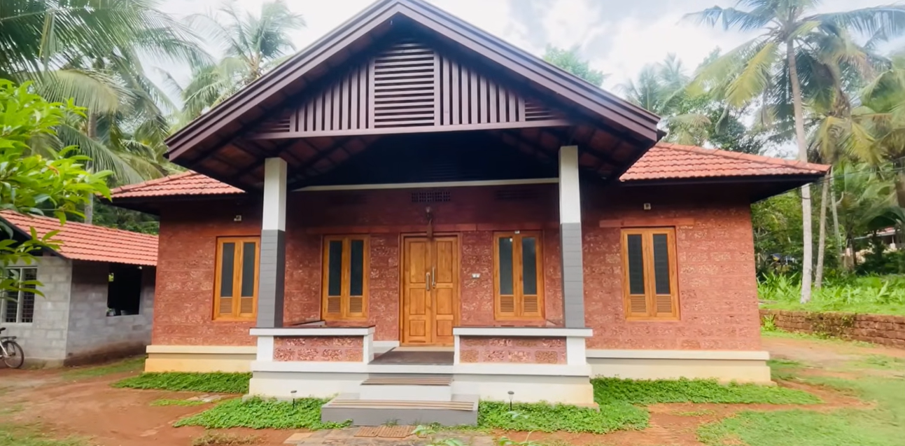Traditional Kerala Home For 20 Lakh