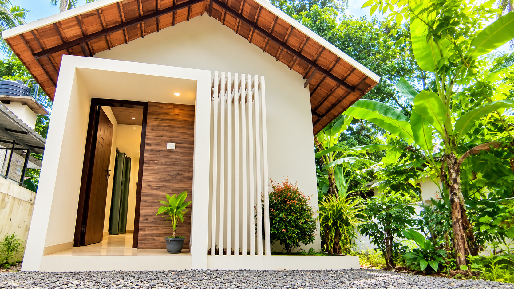 Compact 2 Bedroom Home In 1 Cent